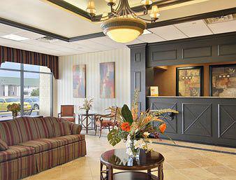 Ramada Fairview Heights Hotel Dalaman gambar